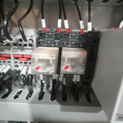 Máquina de bateria e de batida de peixes, camarões e bolas para processamento térmico