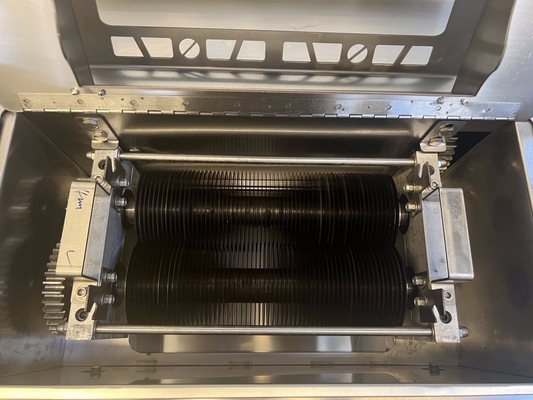 Máquina automática de corte de carne para processamento de alimentos